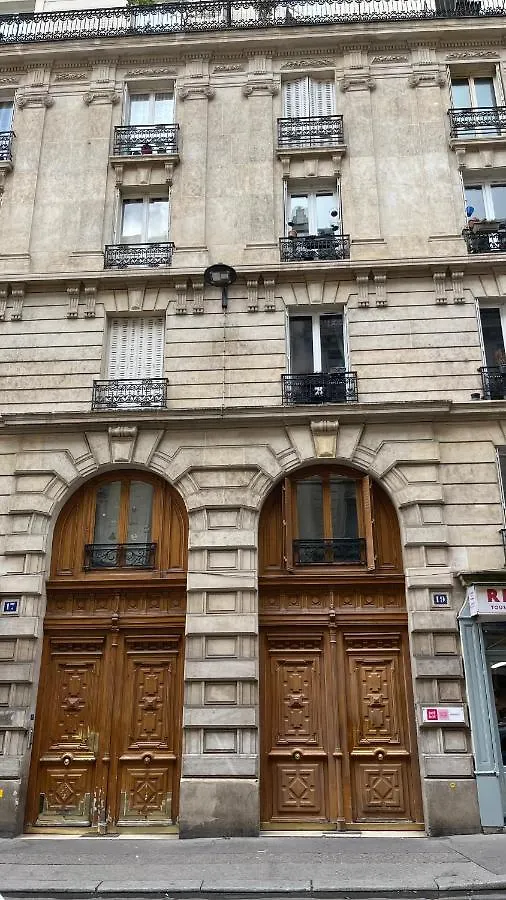 Apartment Appartement D Architecte Dans Le 11Eme Paris